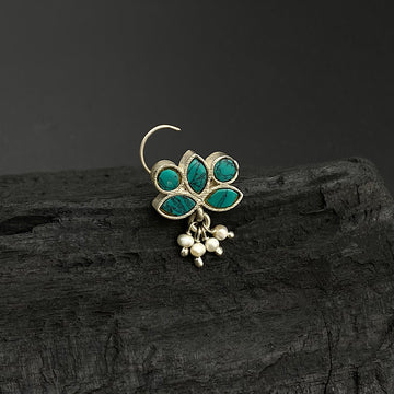 Turq Kundan Drop Nose Pin